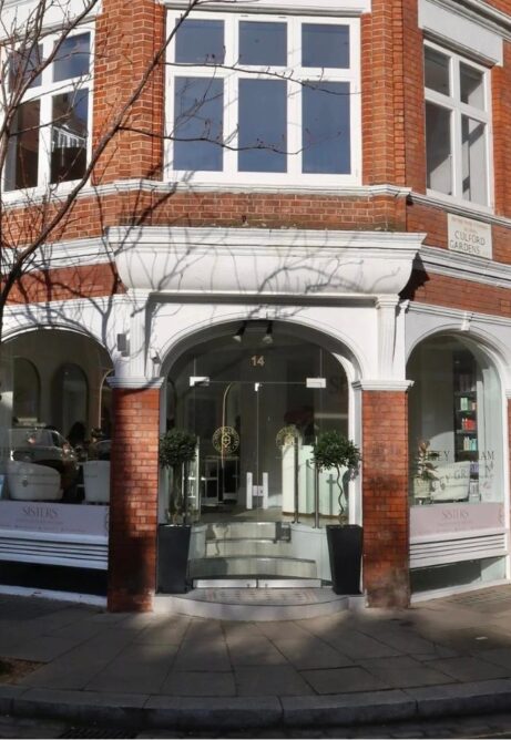 chelsea-aesthetics-clinic-kiss-location-sisters-salon